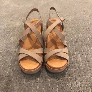 gentle souls judi wedge